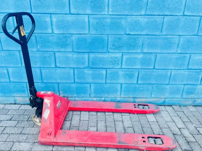 Paleteira Manual Vermelha ImportWay