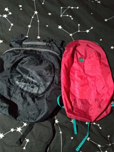 Mochilas dobráveis Quechua