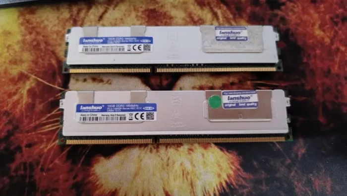 DDR3 PC3 1866Mhz Memória de servidor X79 X58 2011 LGA2011 ECC REG 14900 12800 10600 RAM