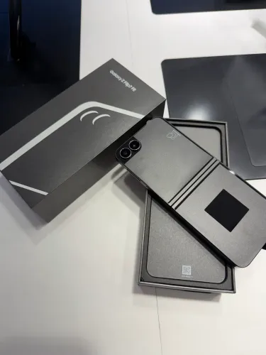 Samsung Galaxy Z Flip7 FE - NOVO C/ NF.