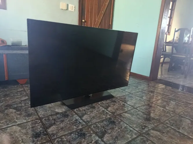 Televisão Samsung com defeito