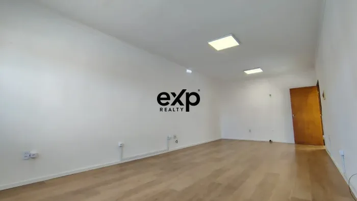Sala Comercial - Nova Vinhedo - Vinhedo/SP.