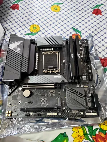 Kit upgrade pc i5 13600kf + b760m + 32 ram ddr5 5200mhz