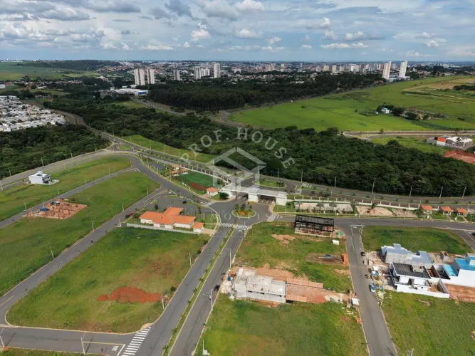 Terreno à venda no Condomínio Terras de São Bento III em Limeira-SP