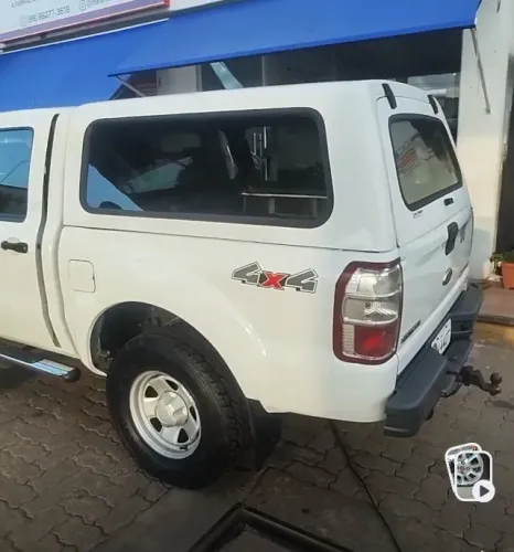 Capota de fibra para Ford Ranger 2011