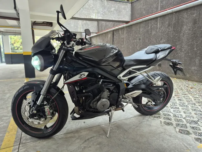 STREET TRIPLE 765 RS 2020