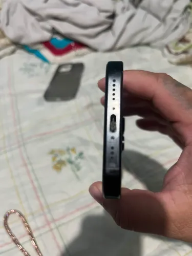 iPhone 16 pro black 128 GB 