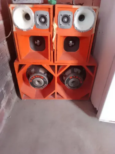 Vendo um som muito bom contato *