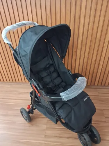 Carrinho de bebê cosco(Excelente estado)