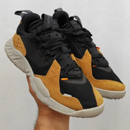 Tênis Jordan Delta Preto c/ Marrom Masculino Novo Original - Tamanho 40