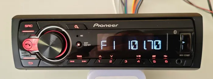 PIONEER MVH-S218BT