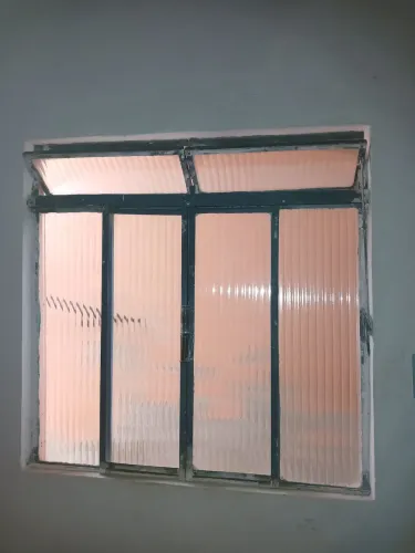 Vendo janela 100 x 100 so 120 reais