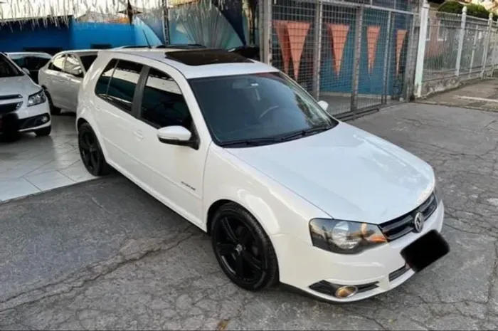 Volkswagen Golf 1.6 MI Total Flex 8V 4P 2010