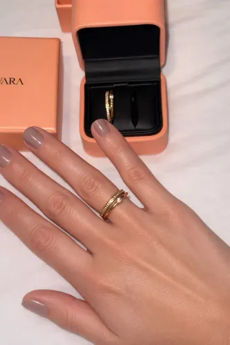 Par de Alianças Vivara Ouro 18k com Diamantes (feminina)