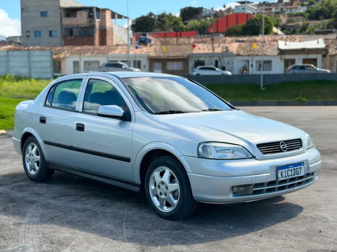 Chevrolet Astra Sedan 2.0/cd/ GLS/ Adv. 2.0 16V 4P 1999