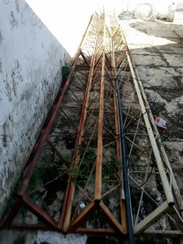 Torres 30 Metro de Treliça Metálica para Antena/Internet (Módulos de 3 metros)