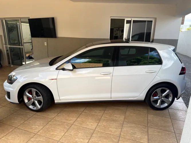 Volkswagen Golf GTI 2.0 TSI 220cv Aut. 2015