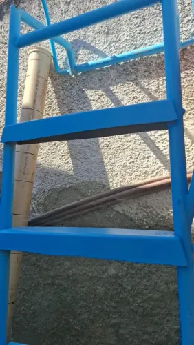 Escorrego de piscina