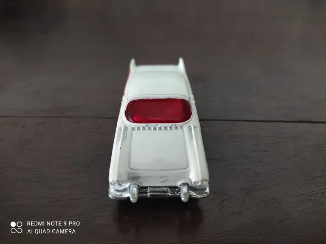 Hot Wheels '57 Cadillac Eldorado Brougham 2005 Mainline