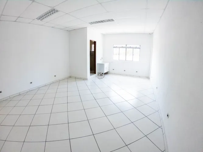 Sala para locação, Engenho Velho, Embu das Artes -SP.