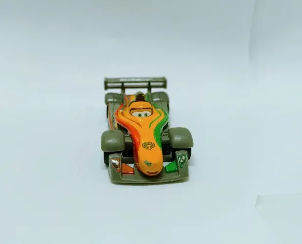 Miniatura Disney Pixar Cars - Rip Clutchgoneski Laranja (Carbon Racers)