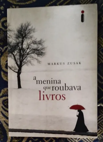 A MENINA QUE ROUBAVA LIVROS