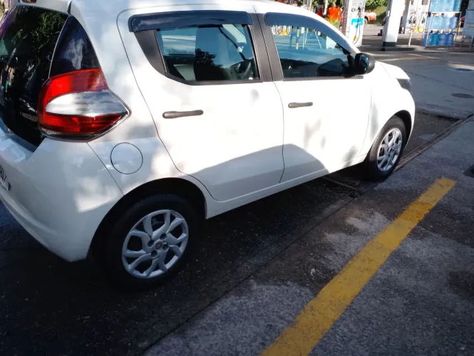 Fiat Mobi Like 1.0 Fire Flex 5P. 2020