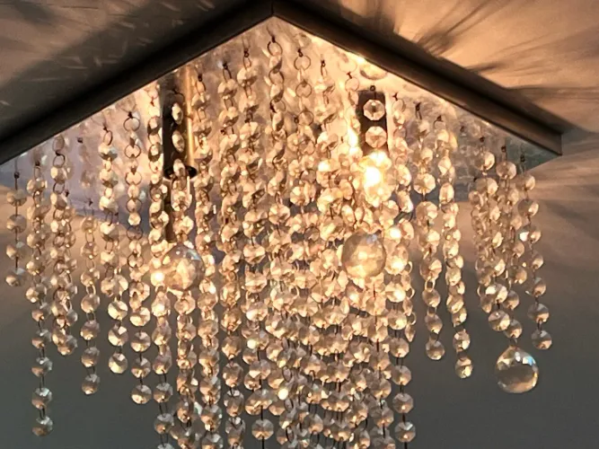 Lustre com cristais 
