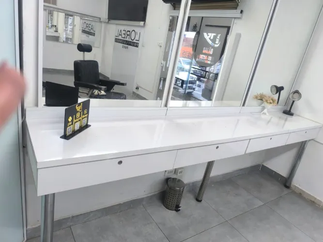 Bancada profissional para salão