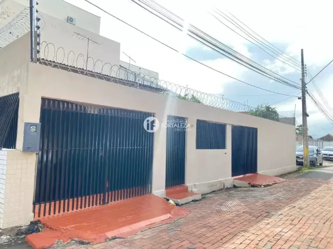 Casa 5 Quartos Centro 215m²