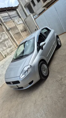 Fiat Punto Attractive 1.4 Fire Flex 8V 5P 2012