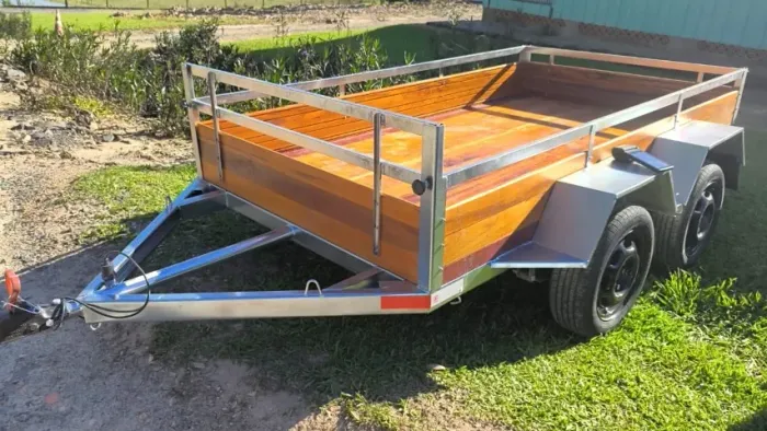 carretinha,fazendinha de fabrica novo