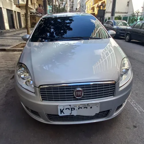 Fiat Linea Essence Dualogic 1.8 Flex 16V 4P 2012