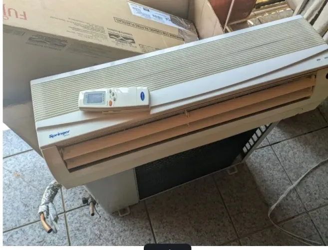Ar Condicionado Springer 12.000 BTUs