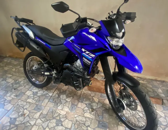 Lander 250cc 2023 yamaha azul