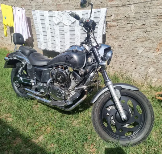 V blade 250cc customizada 
