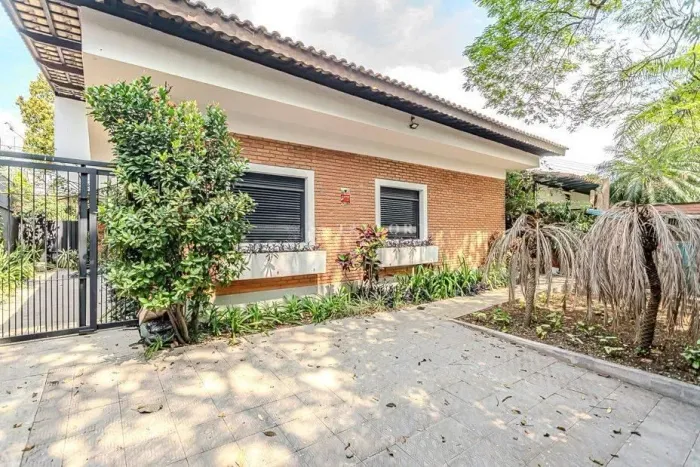 Casa com 3 quartos, Alto de Pinheiros - São Paulo