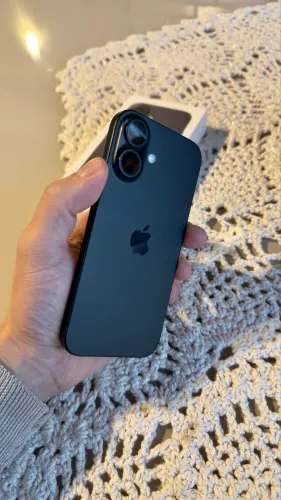 iPhone 16 128gb