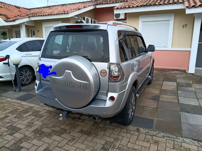 Mitsubishi Pajero TR4 2.0 Flex 16V 4X2 Aut. 2015