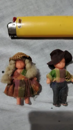 Bonequinhos vintage de plástico vinil anos 70