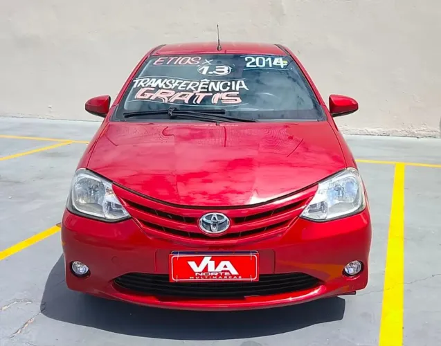 Toyota Etios 1.3 Flex 16V 5P Mec. 2014