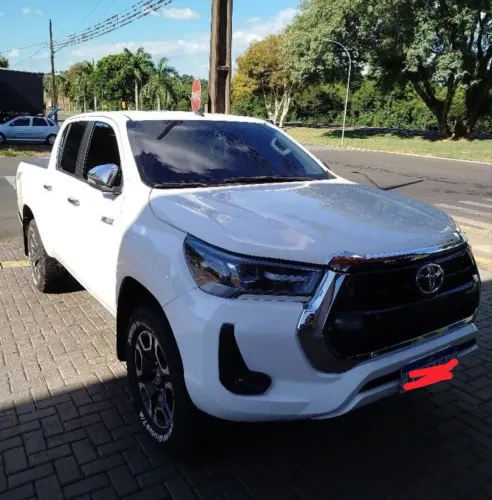 Toyota Hilux CD SRV 4X4 2.8 TDI Diesel Aut. 2024