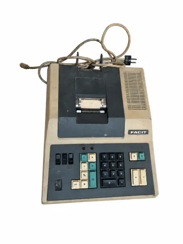 Máquina de adição FACIT 1177 mesa elétrica