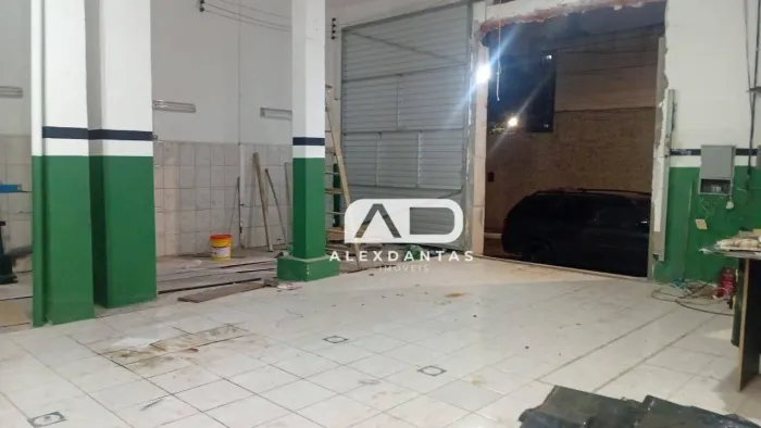GALPÃO COMERCIAL LOCAÇÃO PRÓXIMO AO AEROPORTO DE CONGONHAS 90 M²