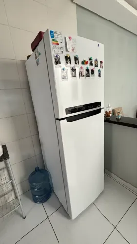 Geladeira MIDEA 425 litros