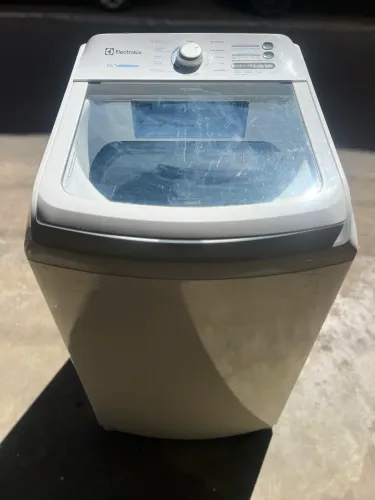 Máquina de lavar Electrolux 14kg