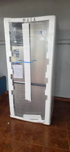 Geladeira Inox Eletrolux 596 litros