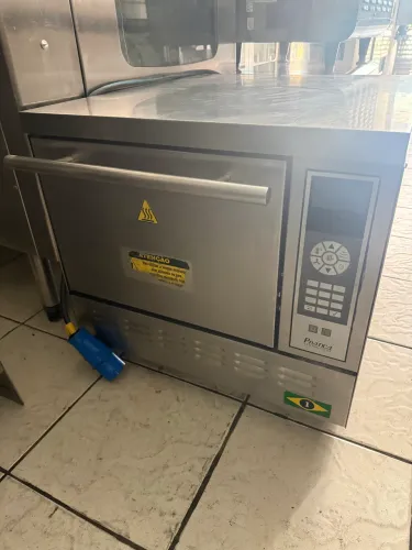 Forno Prática Express Gourmet 220 - ano 2012