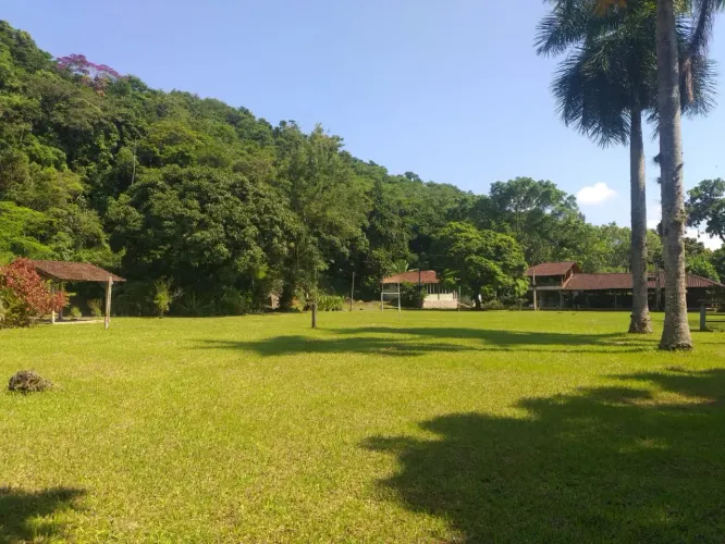Excelente Sitio Próximo a Natureza em Vargem Grande/RJ ( VENDA/LOCAÇÃO)