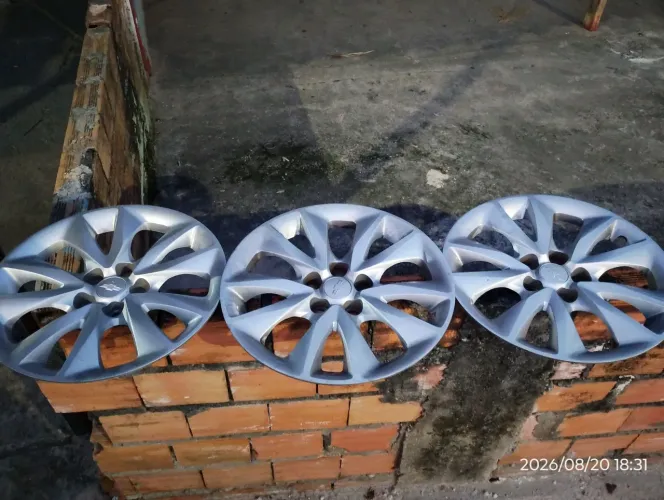 Calota Tracker aro 16 original 